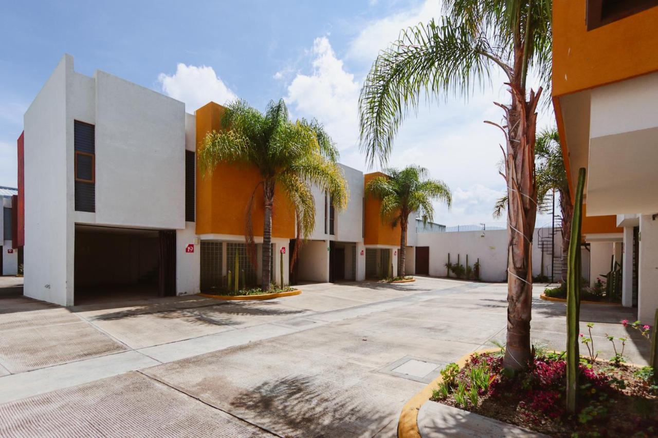 Auto Hotel Las Maravillas Santa Cruz Xoxocotlan Exterior photo